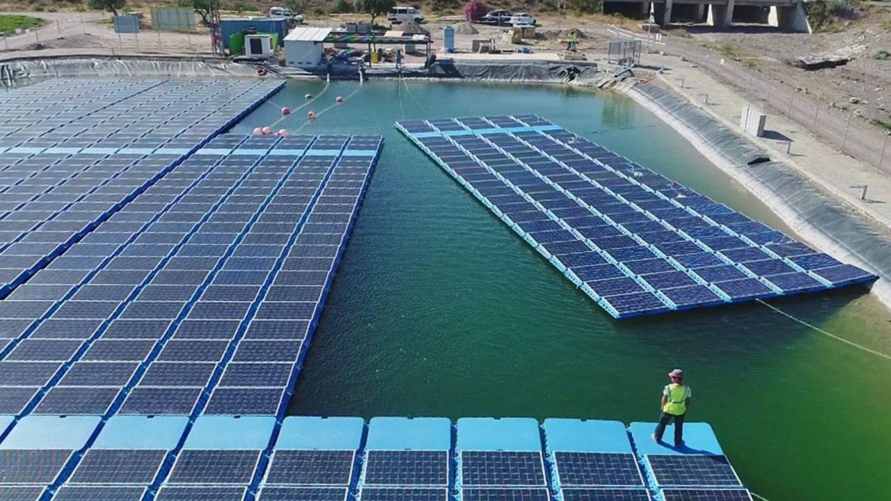 Las plantas fotovoltaicas flotantes marcarán la diferencia para luchar contra la sequía en España