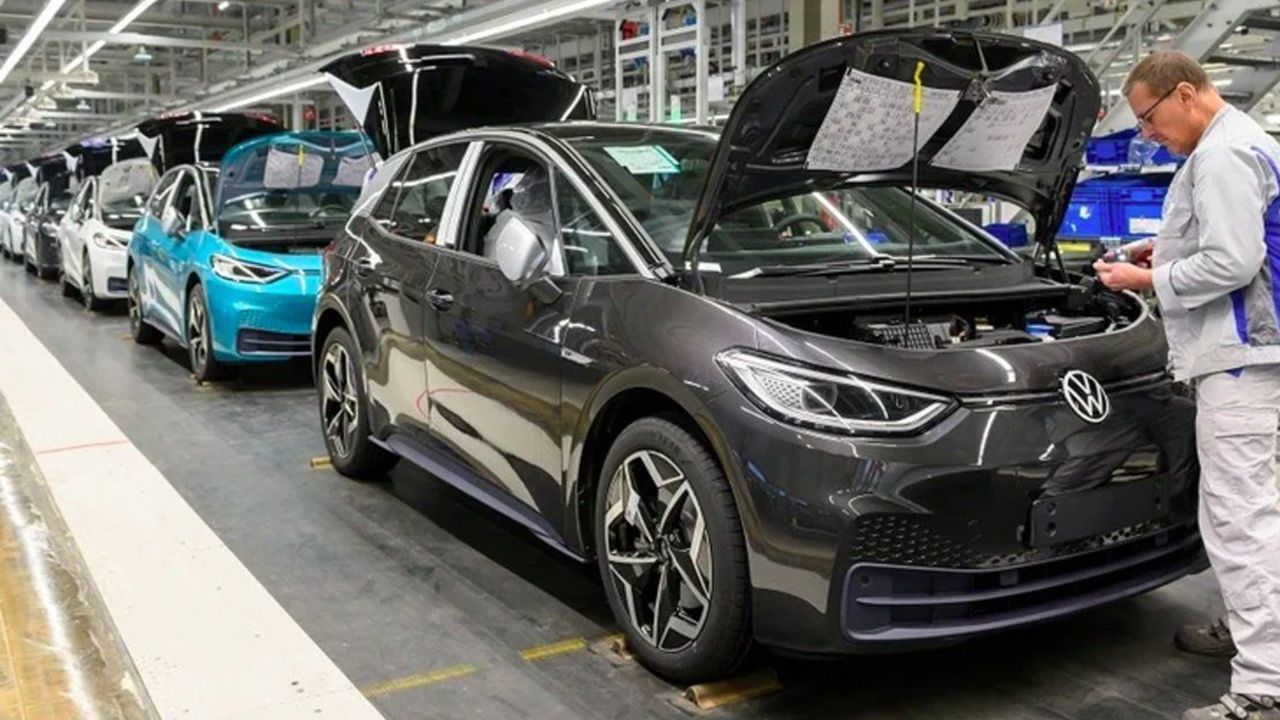 Volkswagen considera trasladar fuera de Alemania la producción de coches ante la escasez de gas