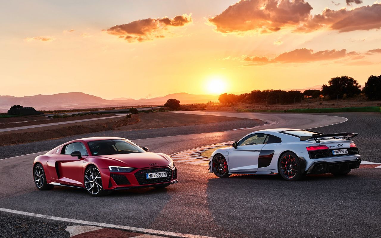 El Audi R8 Coupé V10 GT RWD se convierte en un deportivo más puro y salvaje