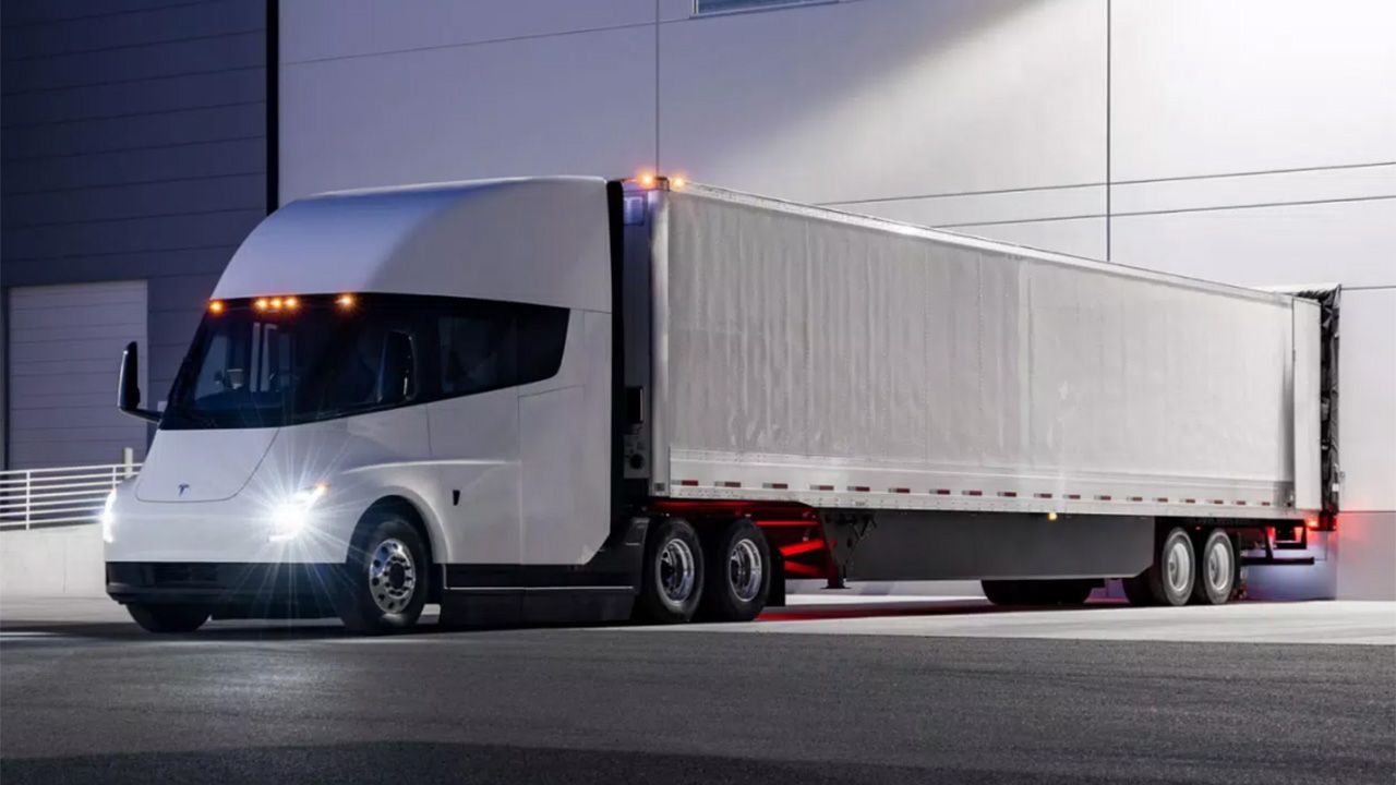 Tesla Semi