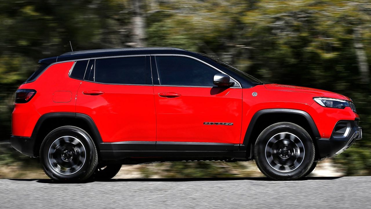 Jeep Compass - lateral