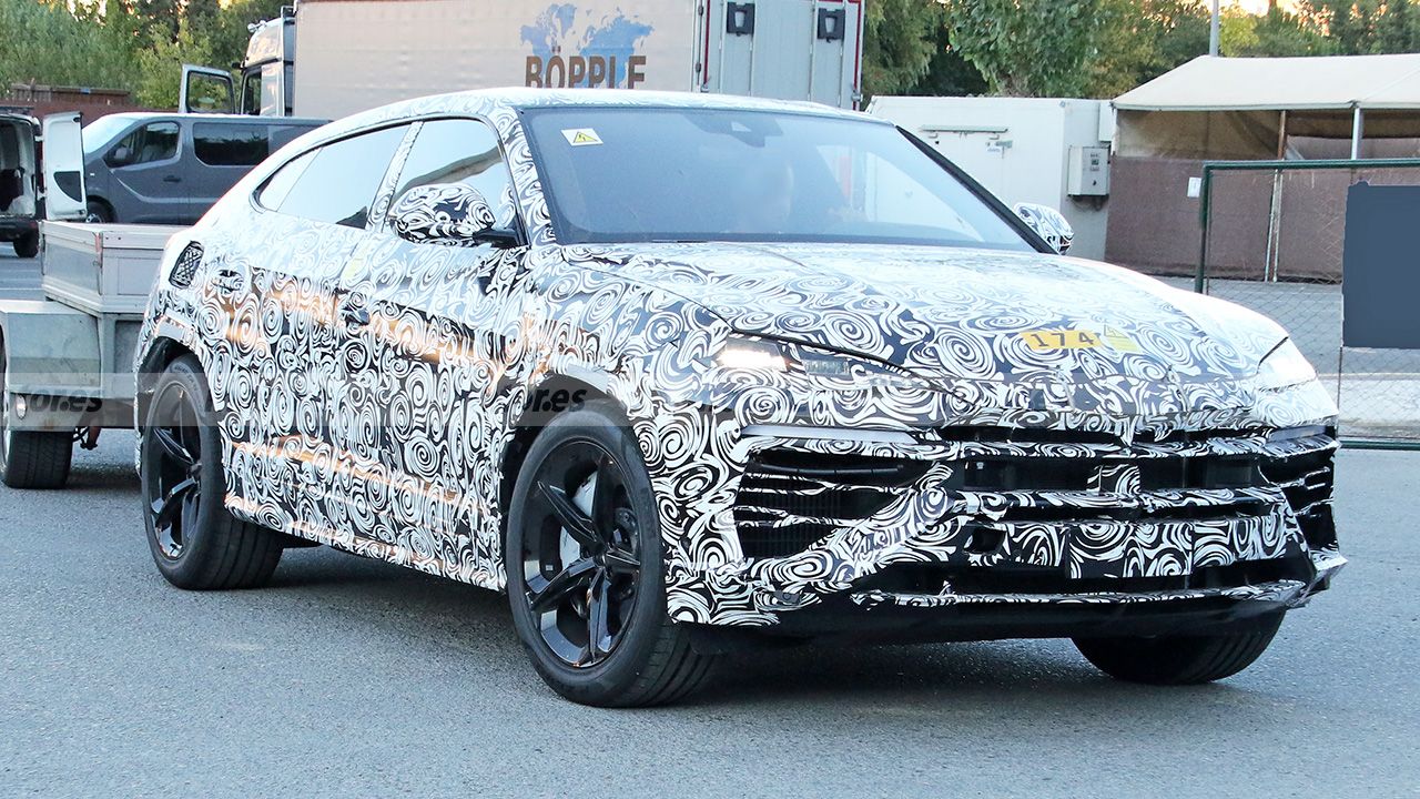 Este camuflaje esconde el Lamborghini Urus híbrido enchufable de producción