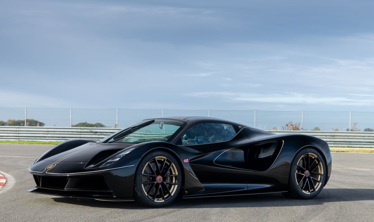 El Lotus Evija homenajea a Emerson Fittipaldi con una edición limitada del hypercar eléctrico