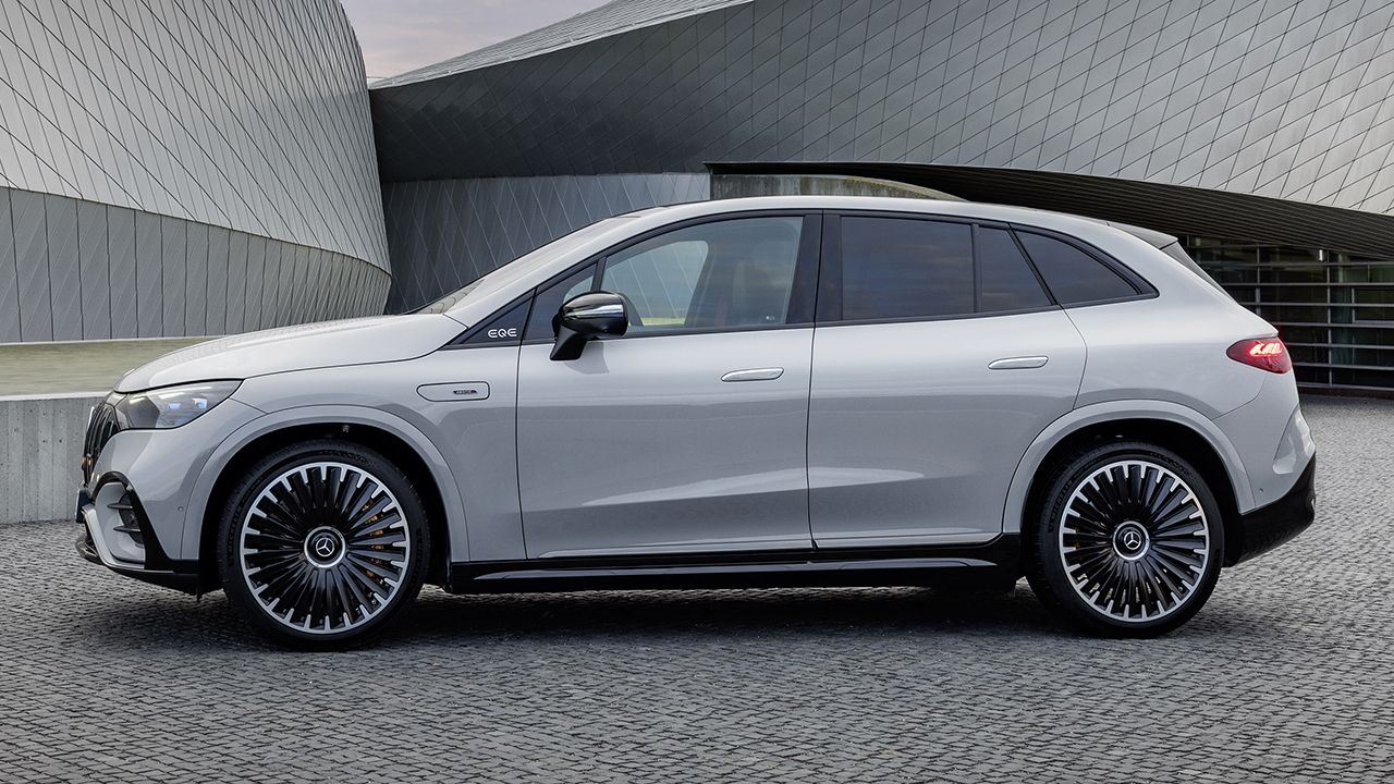 Mercedes-AMG EQE SUV - lateral