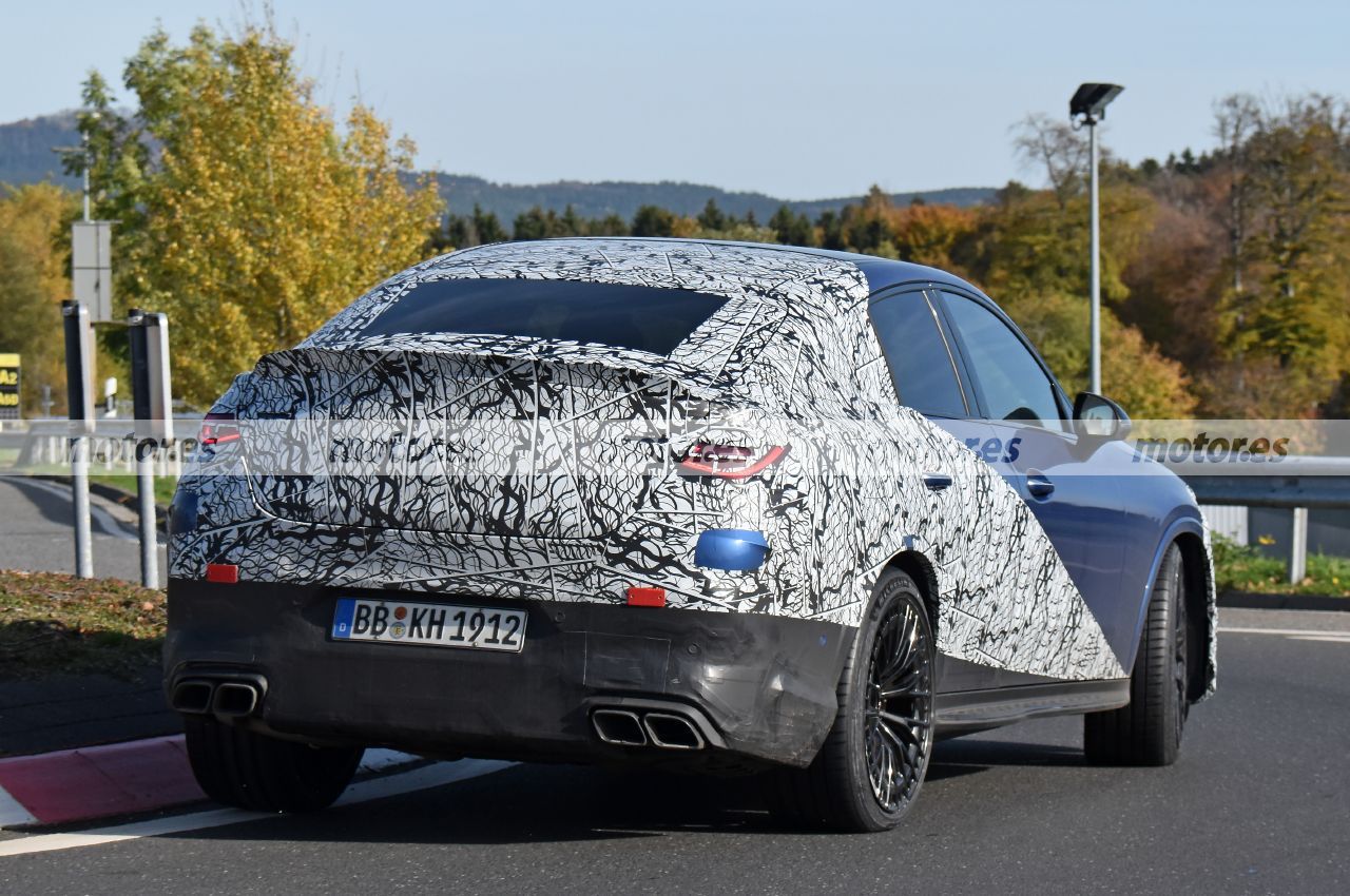 Fotos espía Mercedes-AMG GLC 63 Coupé 2024