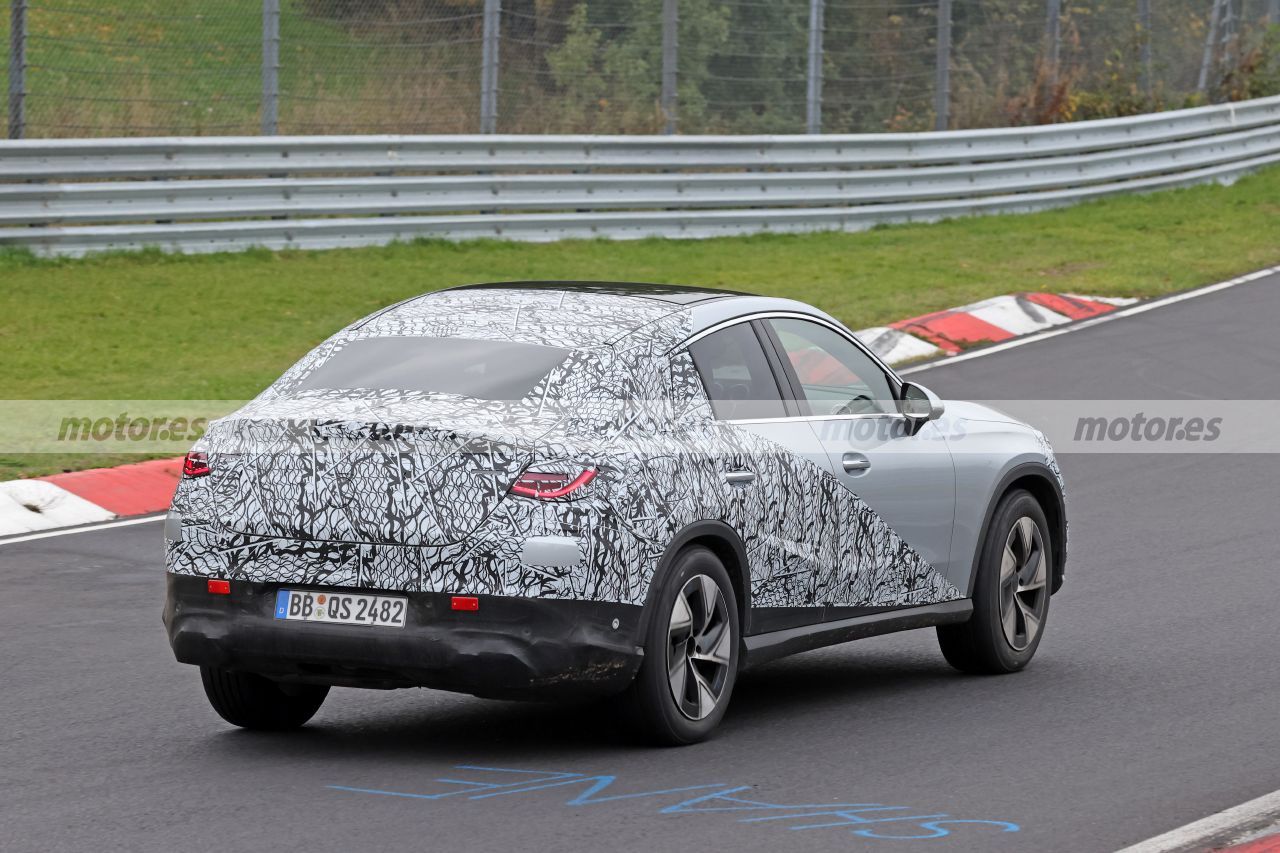 Fotos espía Mercedes GLC Coupé 2023 Nürburgring