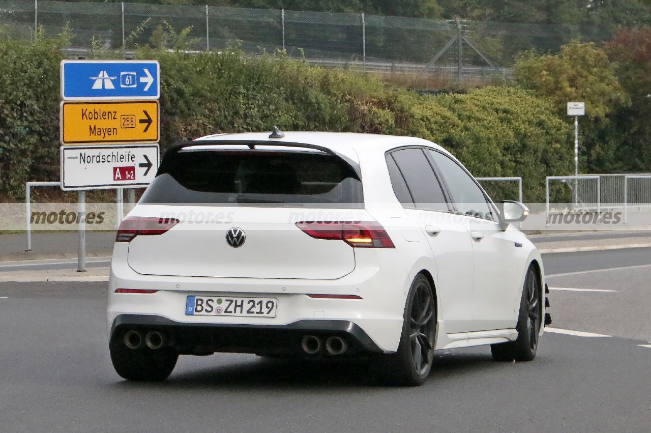 Fotos espía Volkswagen Golf R Facelift 2024