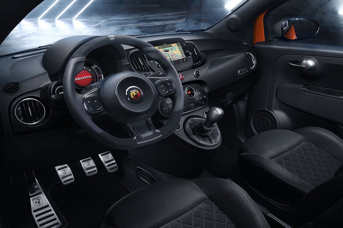 Abarth 595 2023