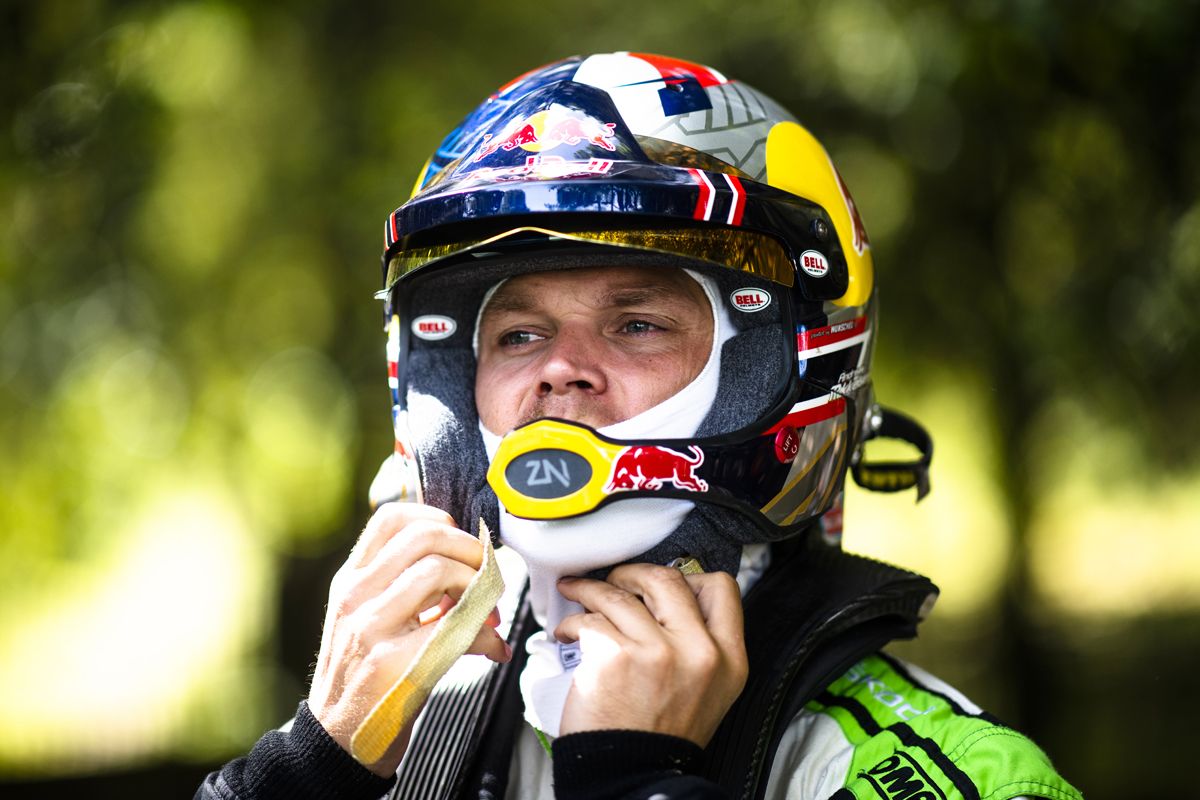 Andreas Mikkelsen queda muy tocado por la 'envolvente' de Hyundai en el WRC