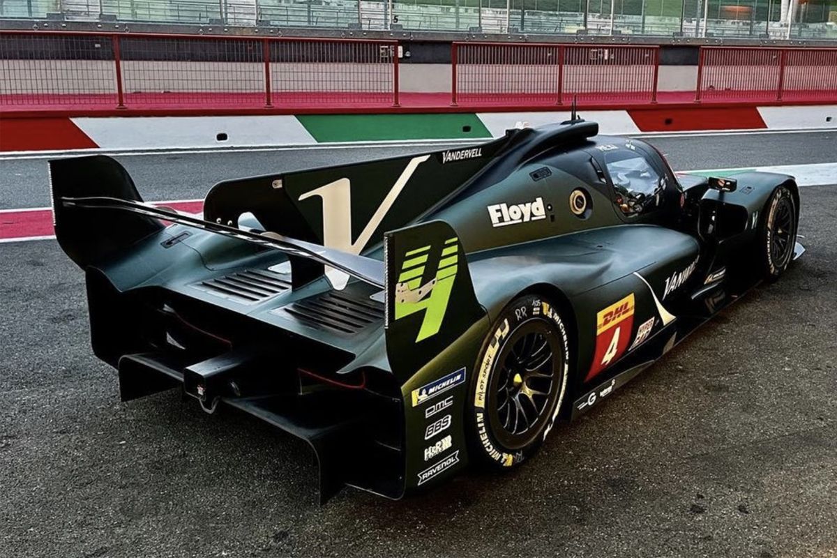 ByKolles lucha contra el desprecio del WEC y el Vanwall Vandervell LMH rueda en Mugello