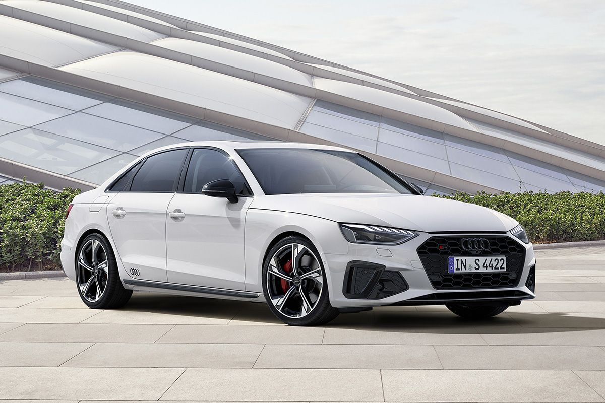 Los Audi S4 y S5 estrenan deportividad con el nuevo paquete Black Edition