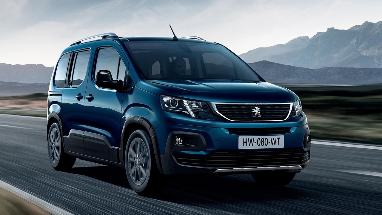 La renovación del Peugeot Rifter en 2023 abre la puerta al regreso de las versiones térmicas