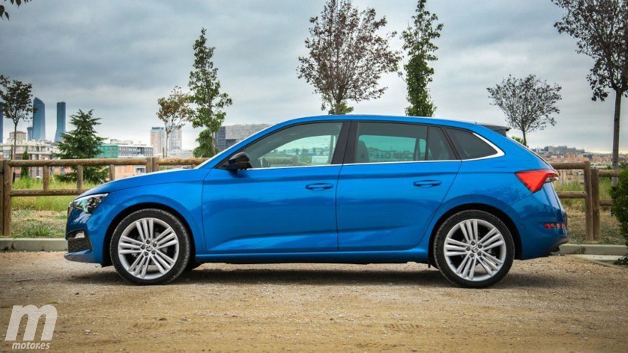 Skoda Scala - lateral