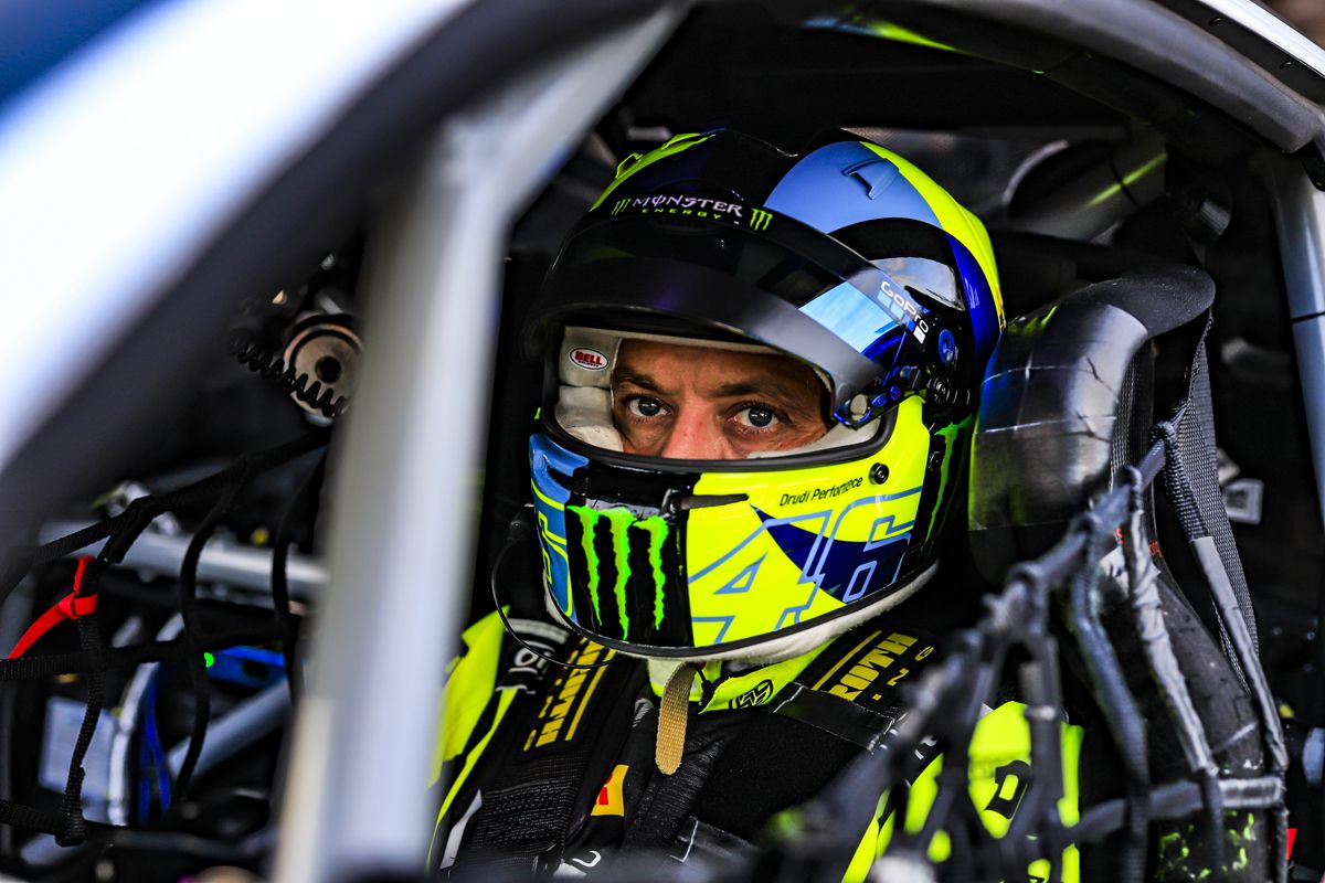 Valentino Rossi sigue con WRT, será piloto oficial de BMW y probará su LMDh