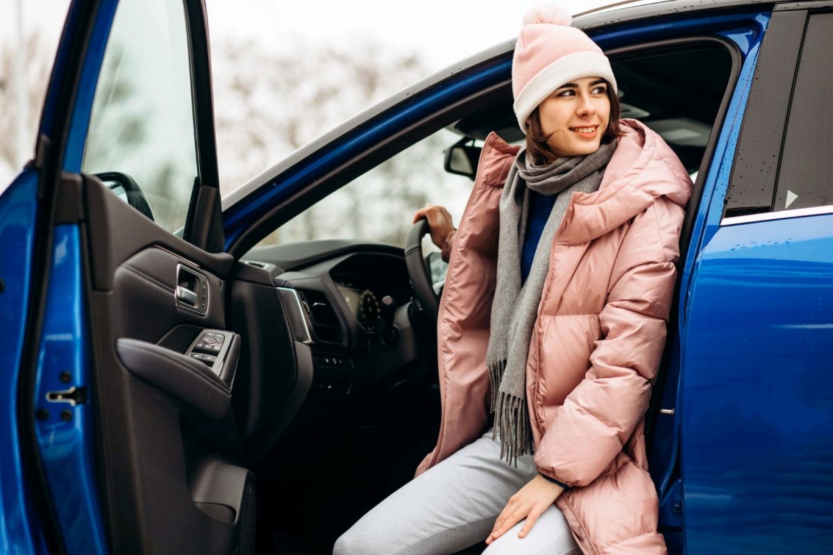 Las 3 cosas que debes hacer (y las que no) al arrancar el motor de tu coche en invierno