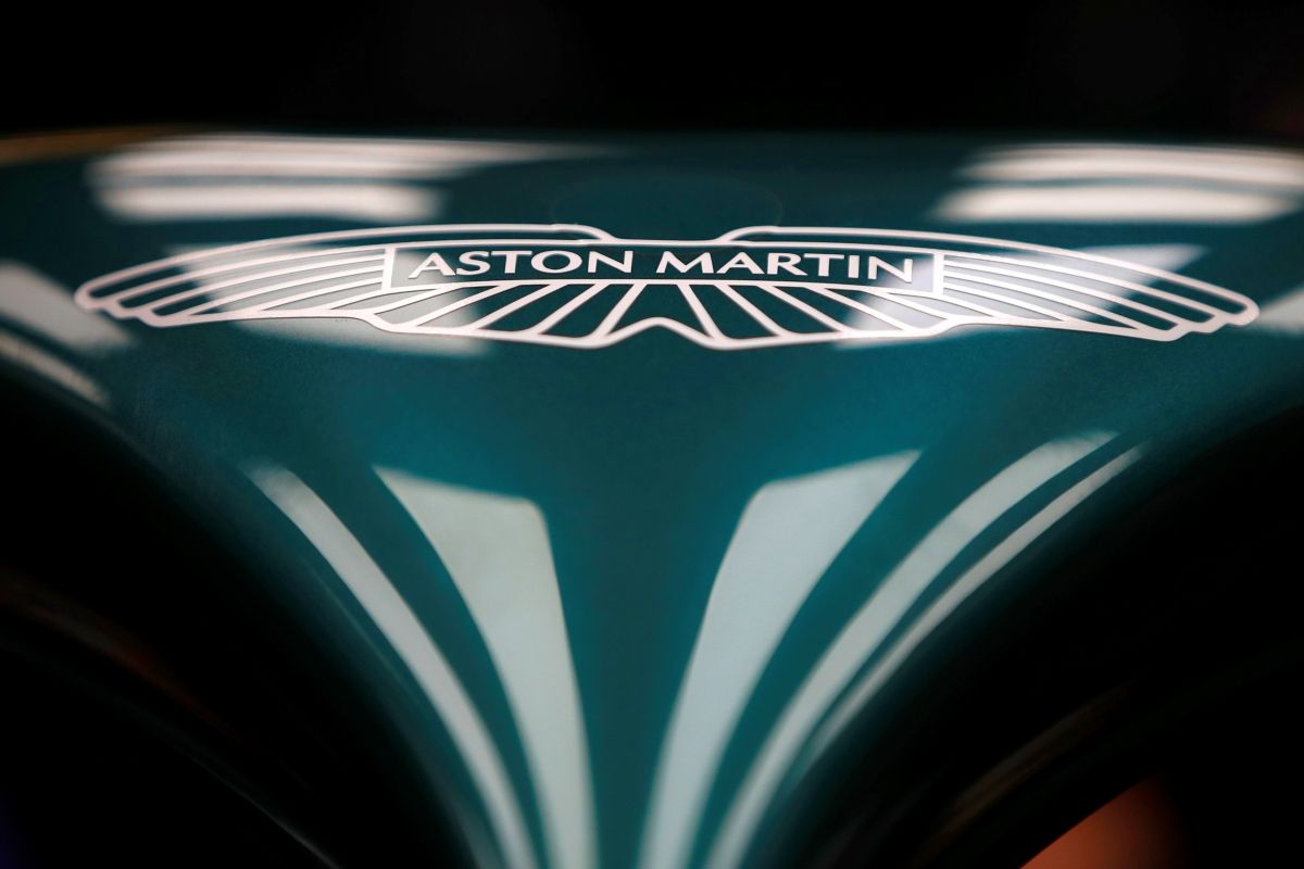 Aerodinámica, peso, rigidez torsional... Fallows afirma que el primer Aston Martin de Fernando Alonso será mucho mejor