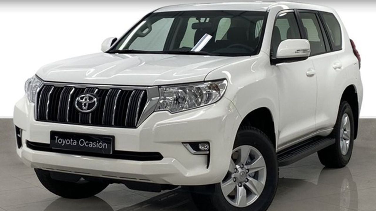 Toyota Land Cruiser 2.8 D-4D VX de 2022