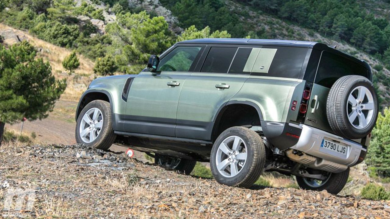 Land Rover Defender - posterior