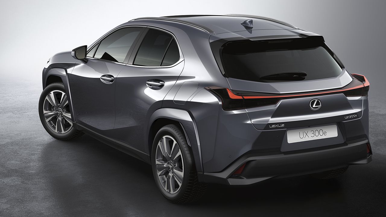 Lexus UX 300e 2023 - posterior