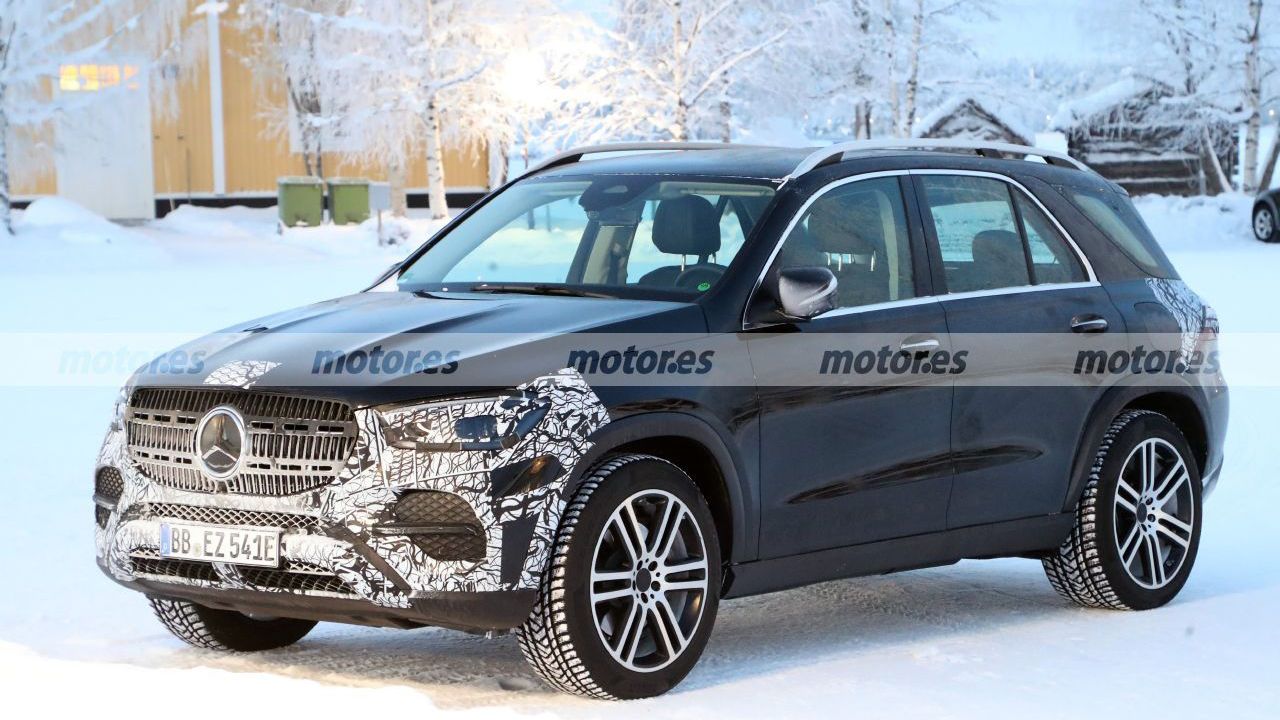 Mercedes GLE 2023 - foto espía