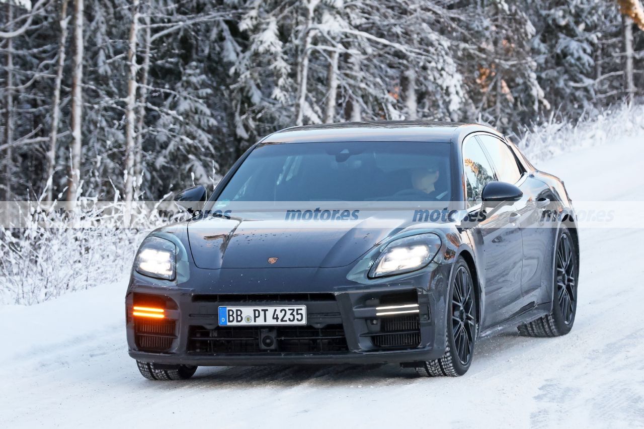 El futuro Porsche Panamera Turbo GT da la sorpresa en sus primeras pruebas de invierno