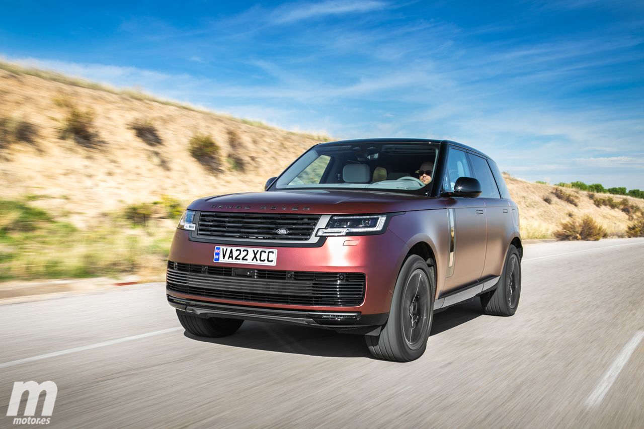 Prueba Range Rover P510e, cambiarlo todo para no cambiar nada