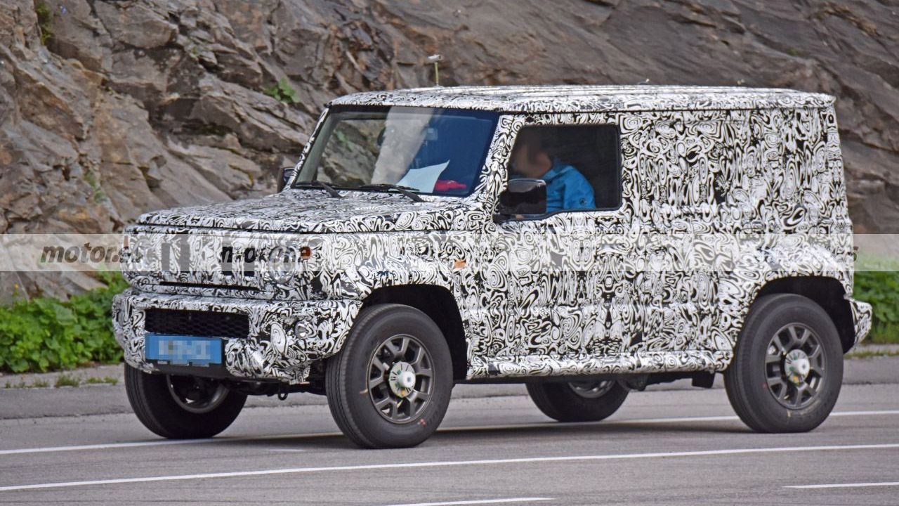 Suzuki Jimny de cinco puertas - foto espía