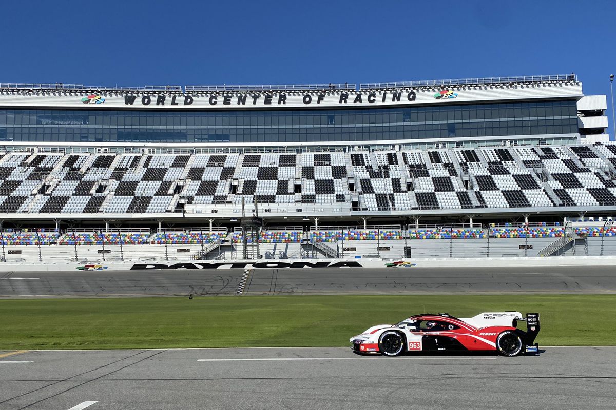 https://www.motor.es/fotos-noticias/2022/12/test-oficial-imsa-daytona-permite-sacar-primeras-conclusiones-lmdh-202291719-1670515752_2.jpg