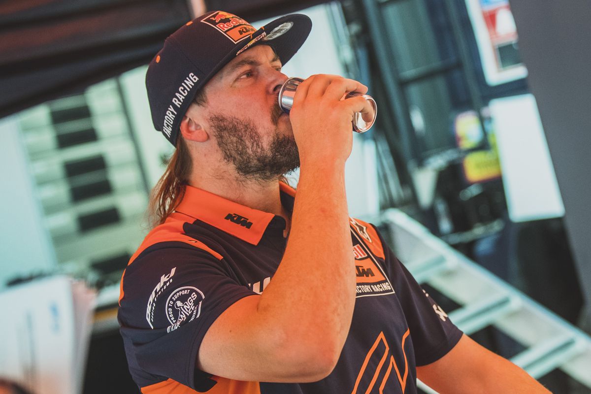 Toby Price y Alexandre Giroud se imponen en el prólogo del Dakar 2023 en motos y quads