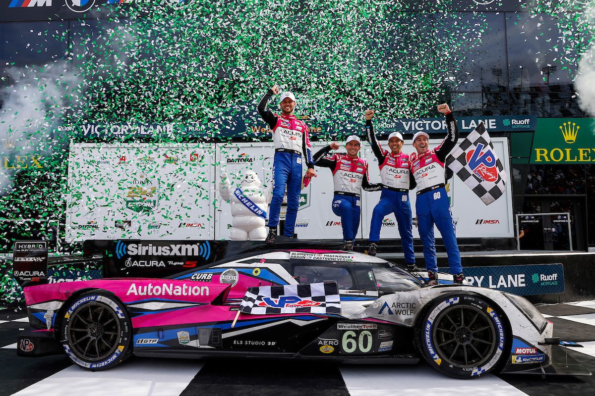 Acura se impone en unas 24 Horas de Daytona con triunfo de Dani Juncadella en GTD Pro