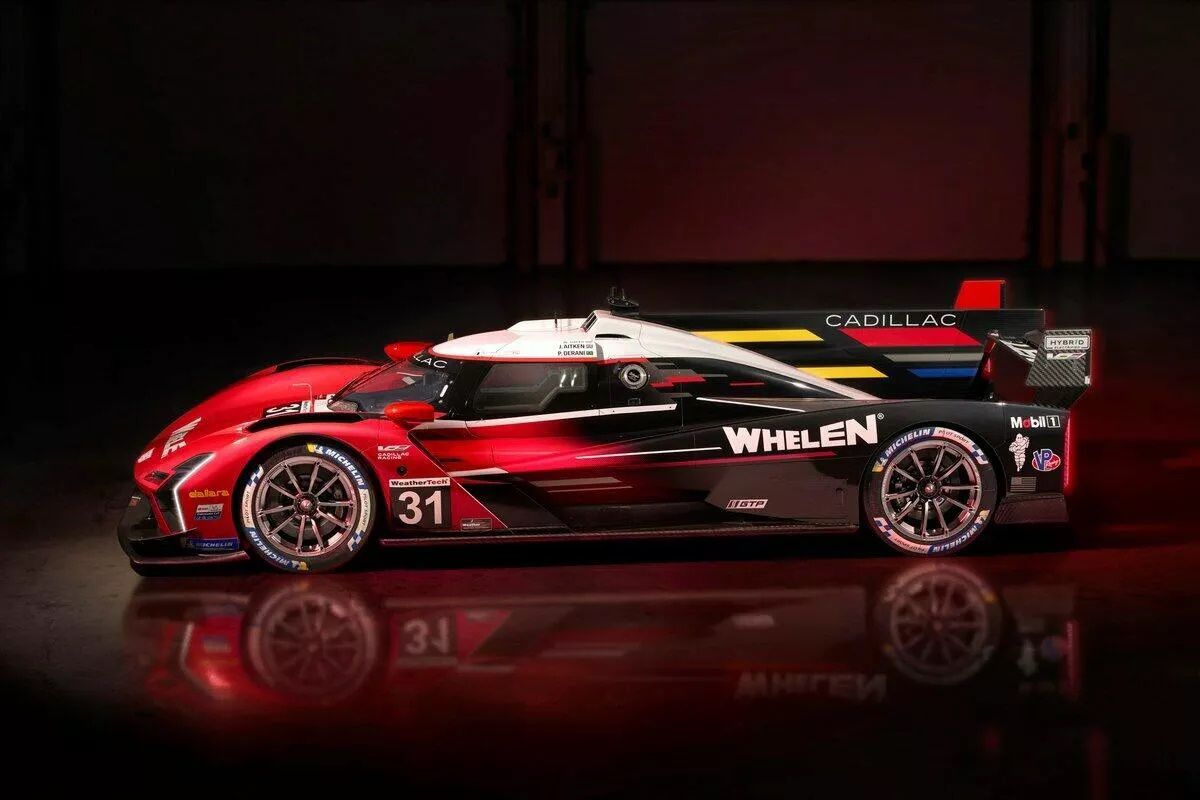 Cadillac Racing presenta los colores de los Cadillac V-LMDh que tendrá en el WEC e IMSA