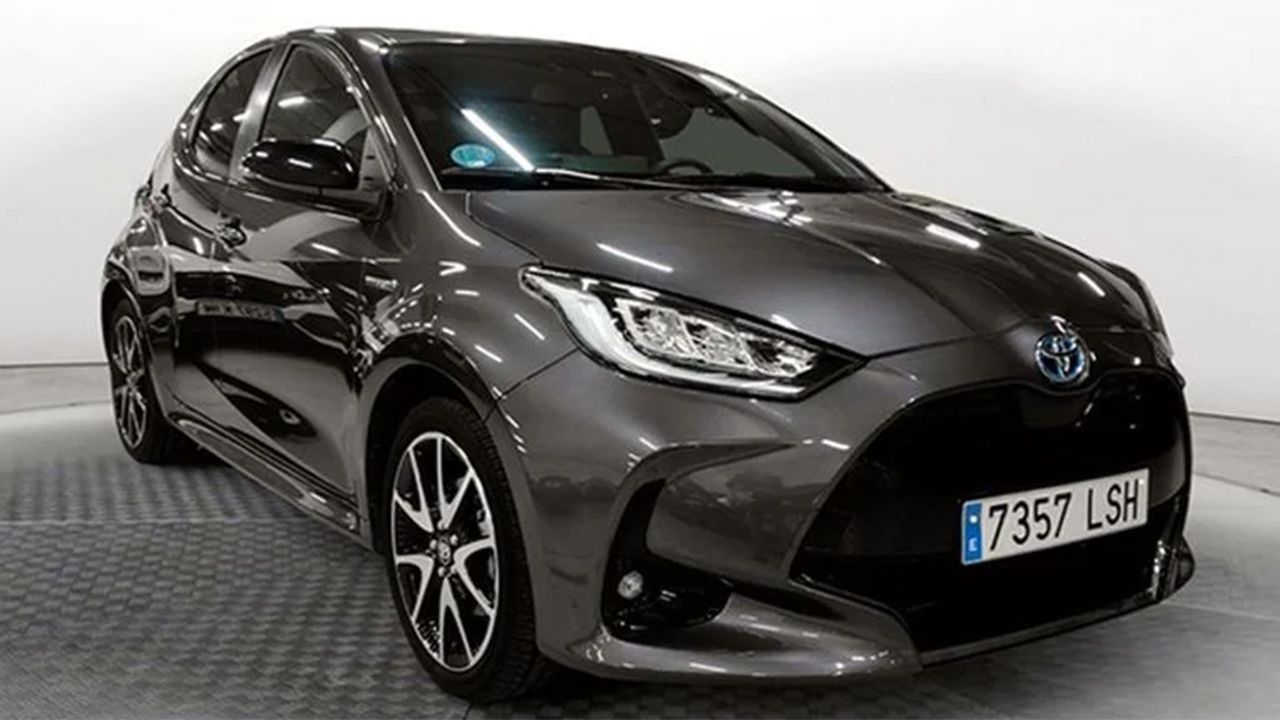 Toyota Yaris 120H Style de 2021