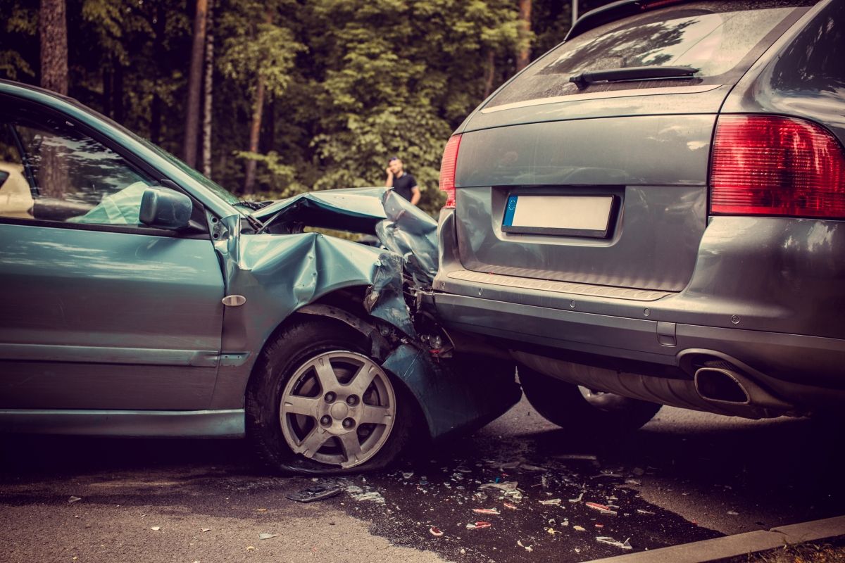 Crecen las muertes en carreteras secundarias y las autoescuelas piden a la DGT que no ignore la causa del problema