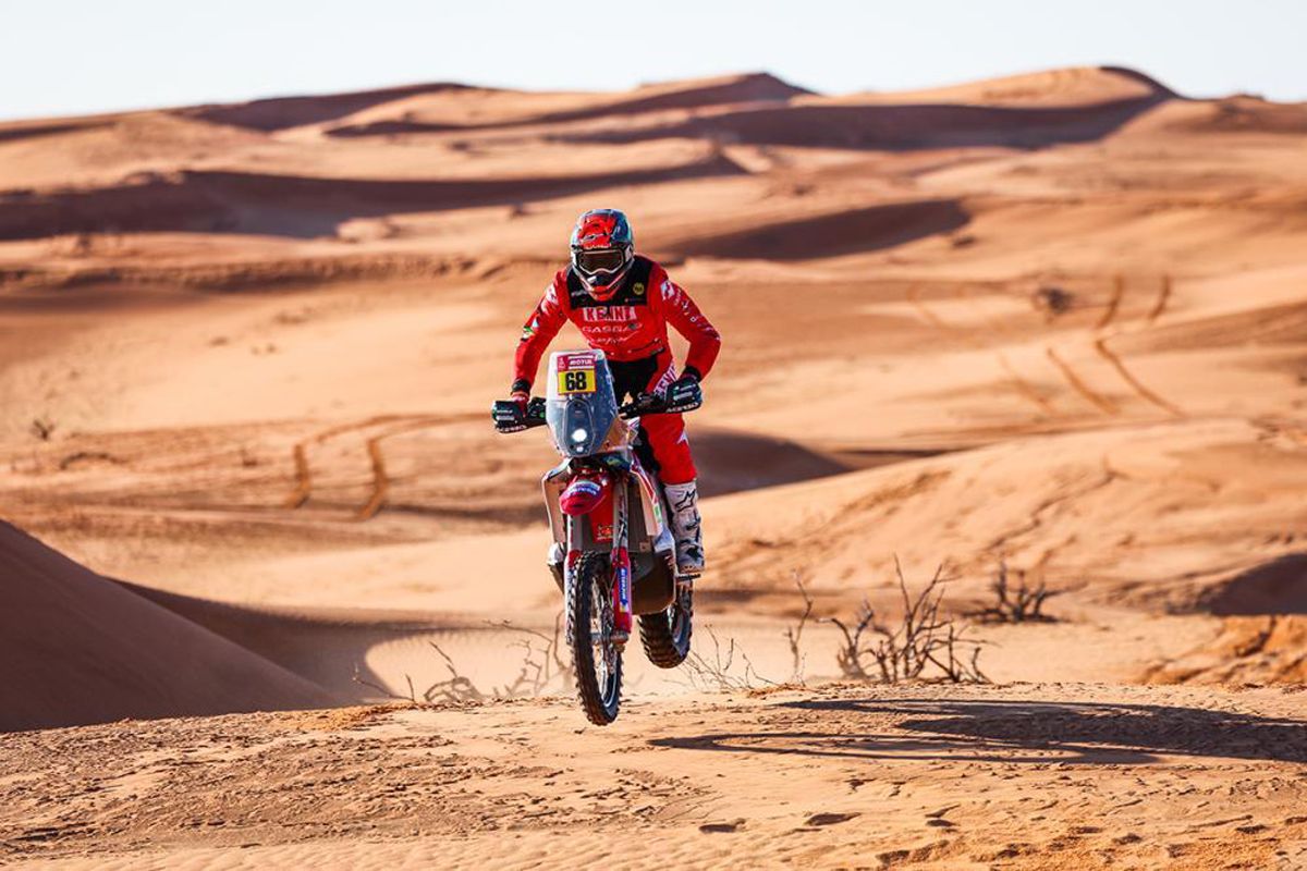 Las dunas del 'Empty Quarter' hacen que la 'armada española' del Dakar apriete los dientes