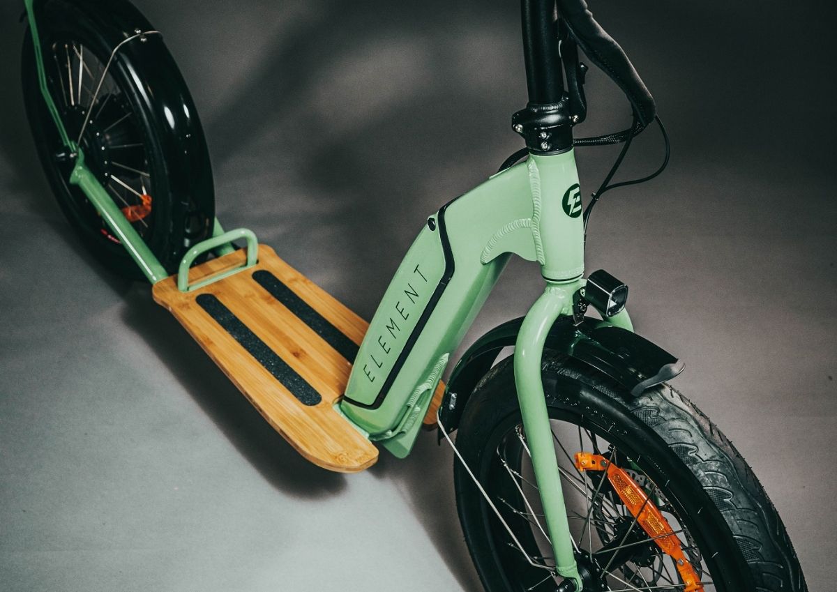 El nuevo Element Bondi es un patinete eléctrico que toma lo mejor de las bicis para ganar en prestaciones y seguridad