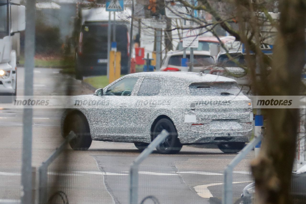 Fotos espía Ford Sport Crossover Eléctrico 2024