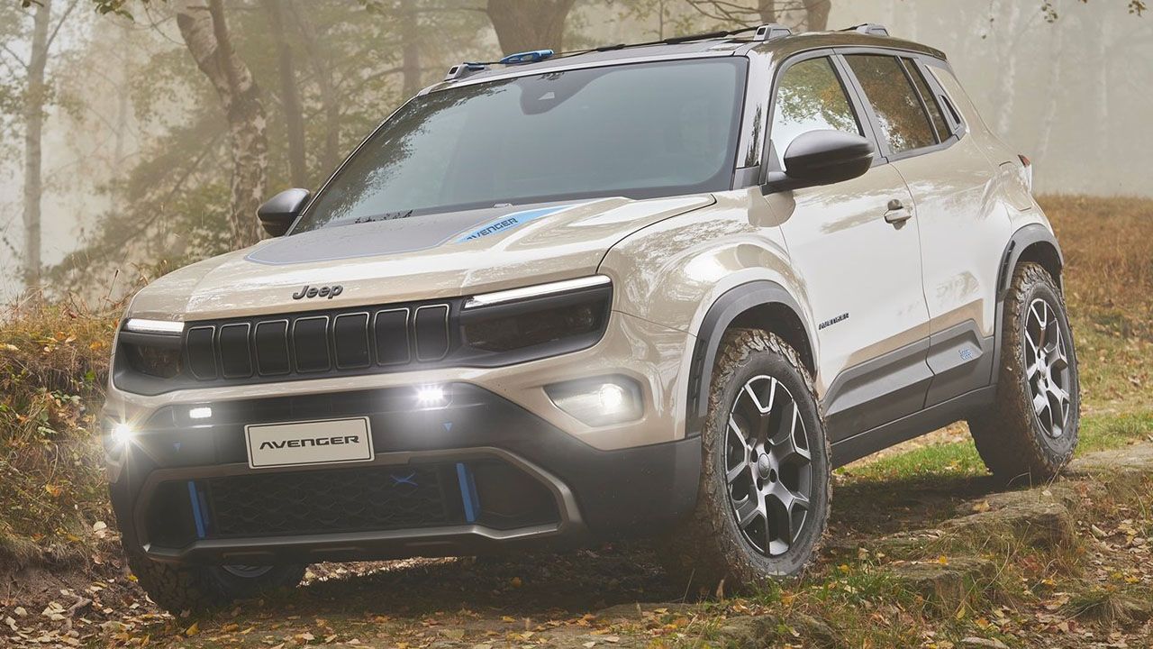 El Jeep Avenger eléctrico se convertirá muy pronto en un pequeño SUV con tracción 4x4