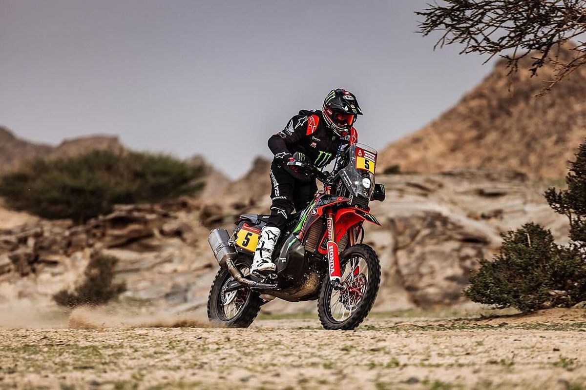 Joan Barreda se despide del Dakar en la novena etapa tras una fuerte caída