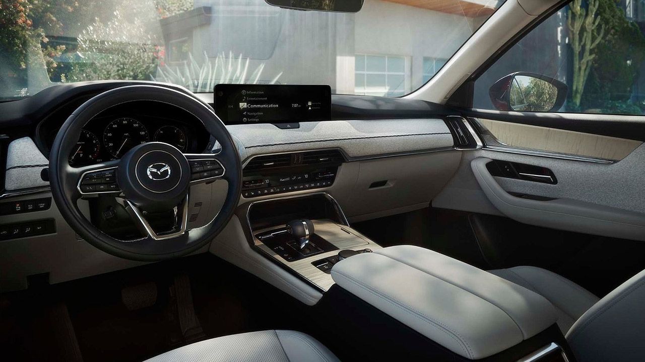 Mazda CX-90 - interior