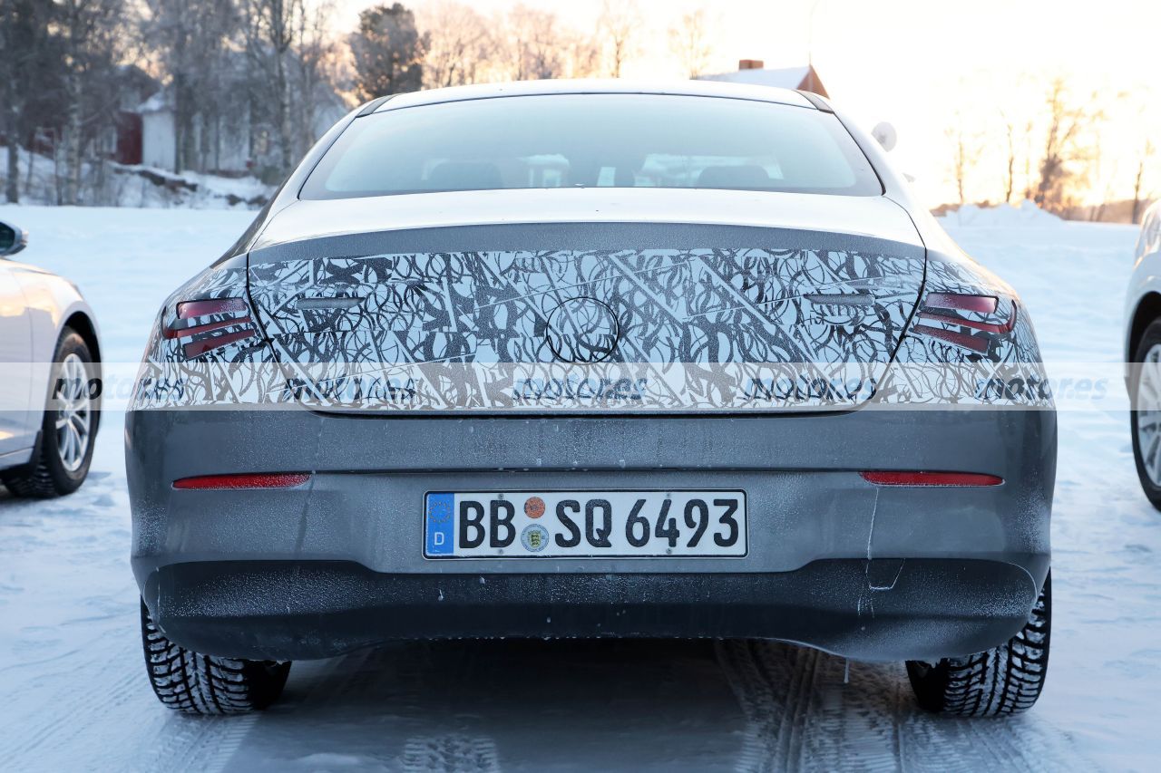 Fotos espía Mercedes CLA Coupé Facelift 2024