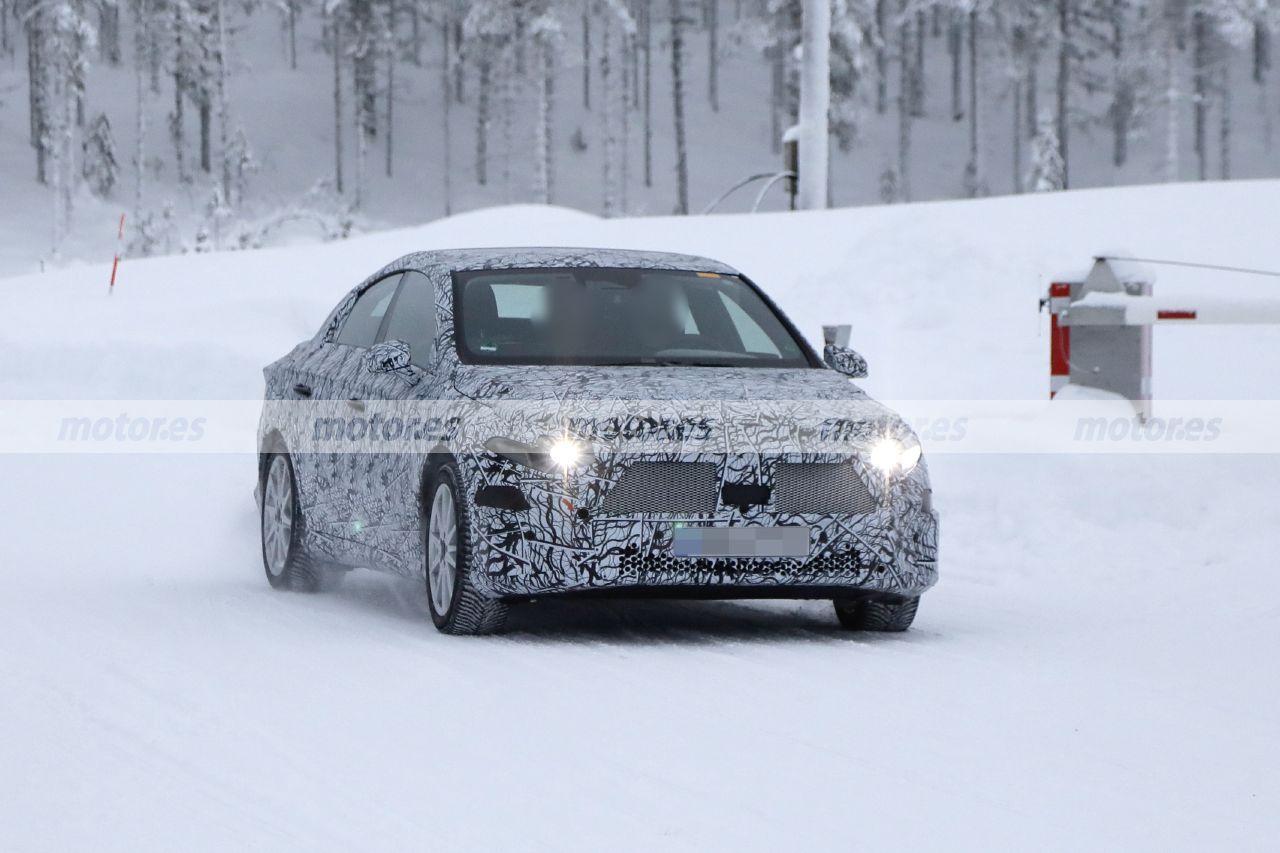 El nuevo Mercedes CLA 100% eléctrico ya se enfrenta a las duras pruebas de invierno en Suecia