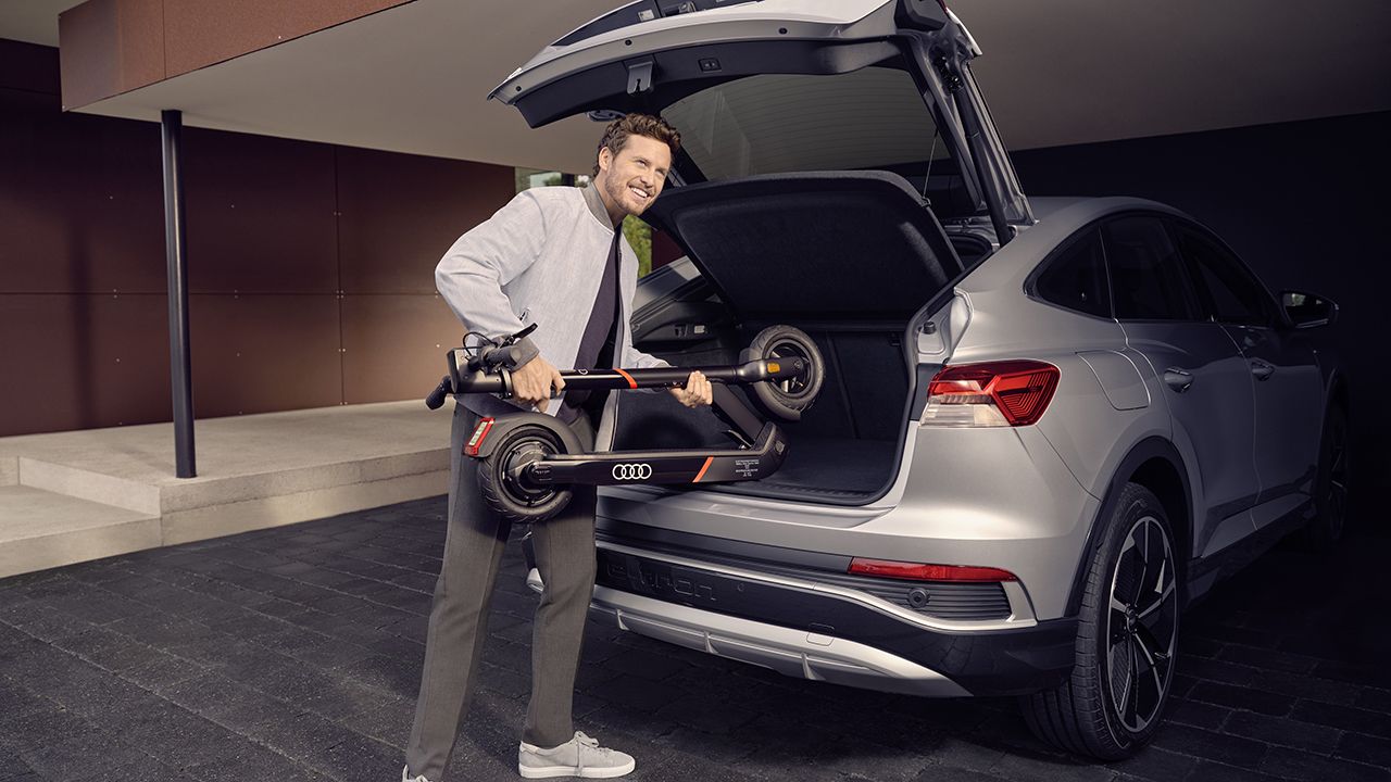 Audi electric kick scooter powered by Egret