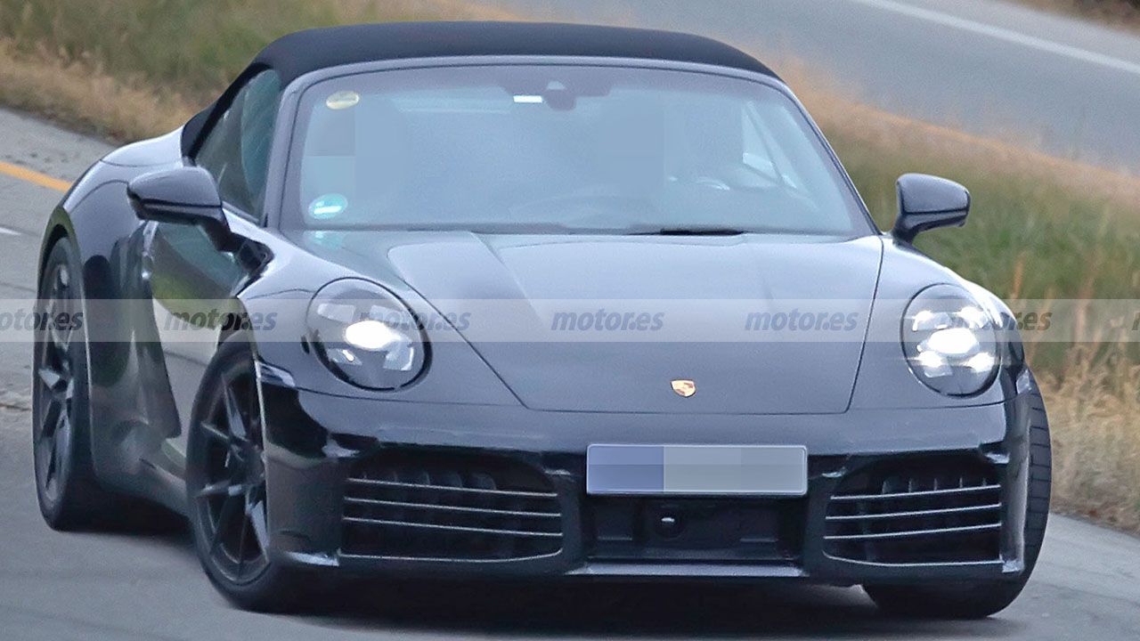 Porsche 911 Cabrio 2024 - foto espía frontal