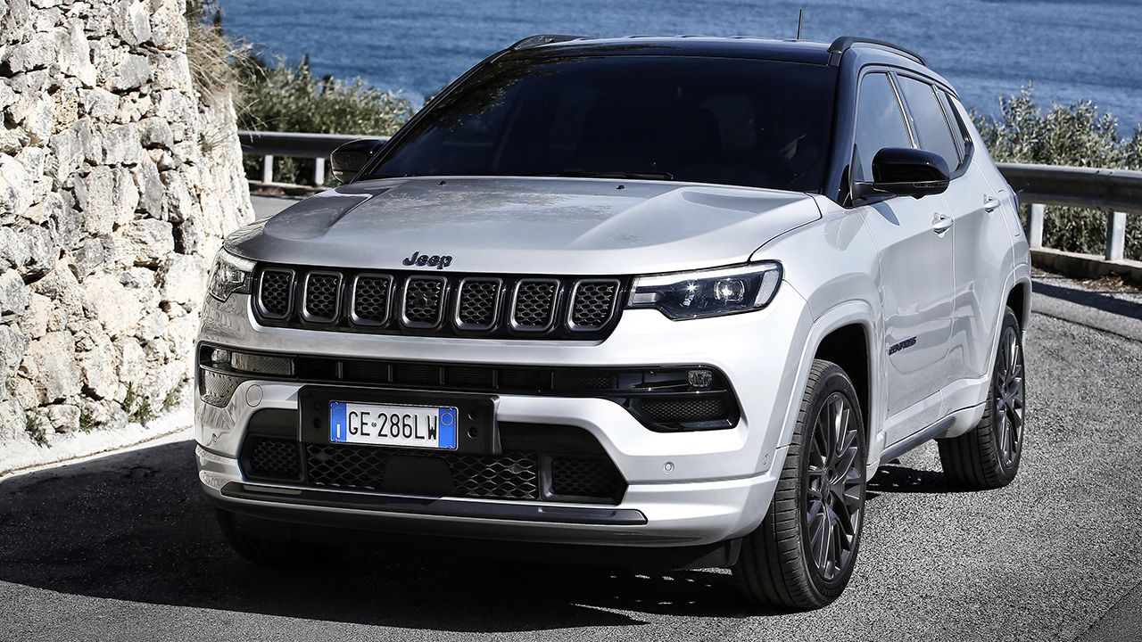 Precios del Jeep Compass 2023, la nueva gama renuncia al diésel y lo apuesta todo a la electrificación