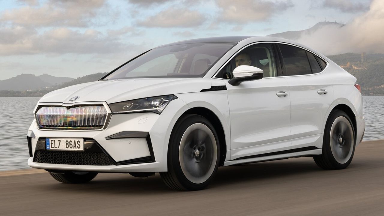 El Skoda Enyaq Coupé es ahora un SUV eléctrico más barato gracias a la llegada de la batería de 62 kWh