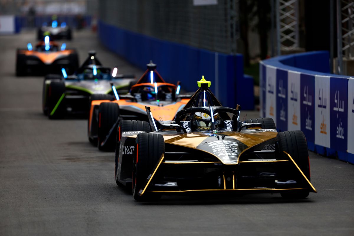 Previo y horarios del ePrix de Ad-Diriyah de la Fórmula E 2022-23