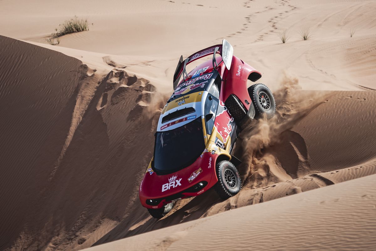 'Sextete' y segundo puesto en la general para Sébastien Loeb tras ganar la etapa 12