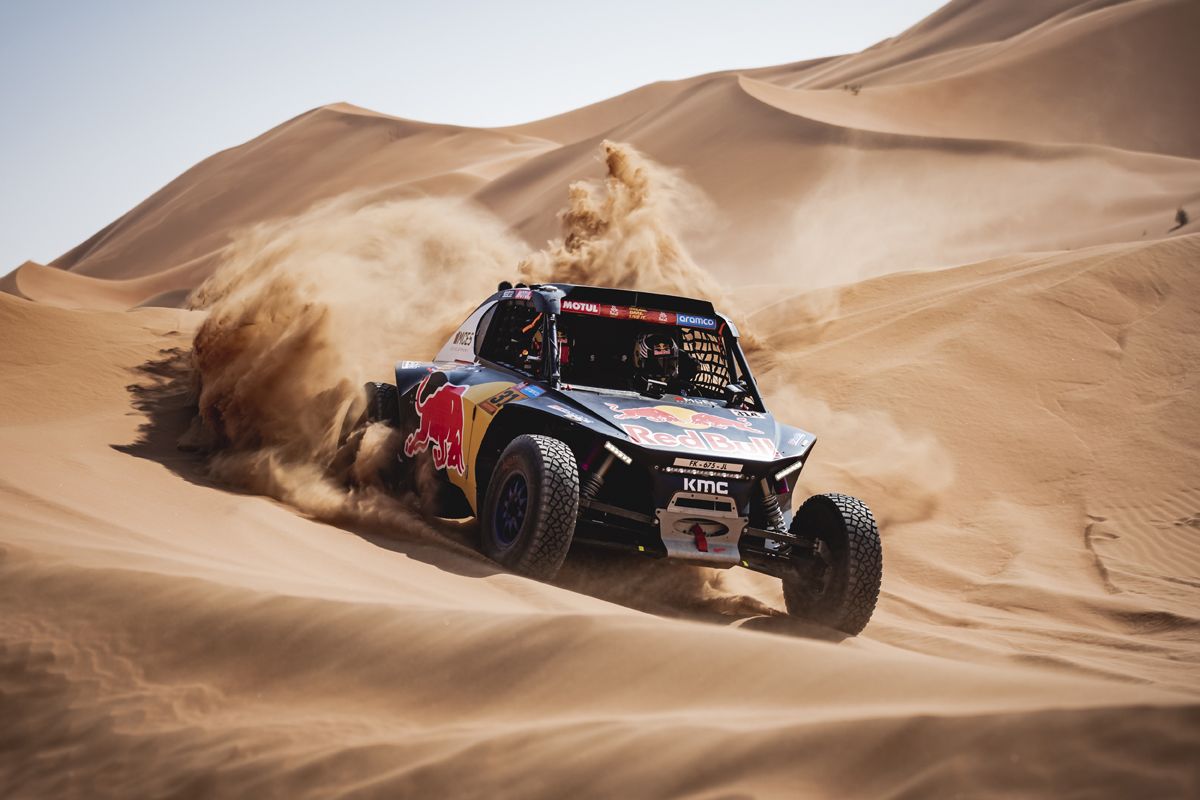 'Sextete' y segundo puesto en la general para Sébastien Loeb tras ganar la etapa 12