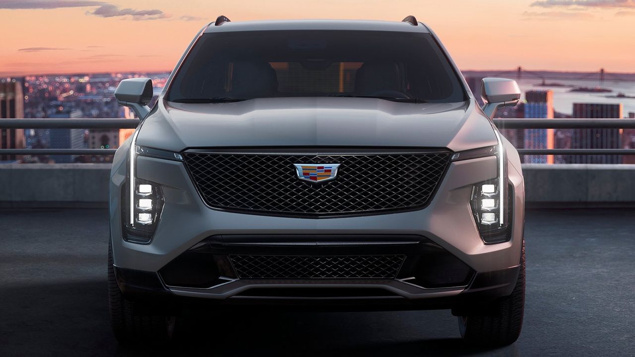 Cadillac XT4 2023 - frontal