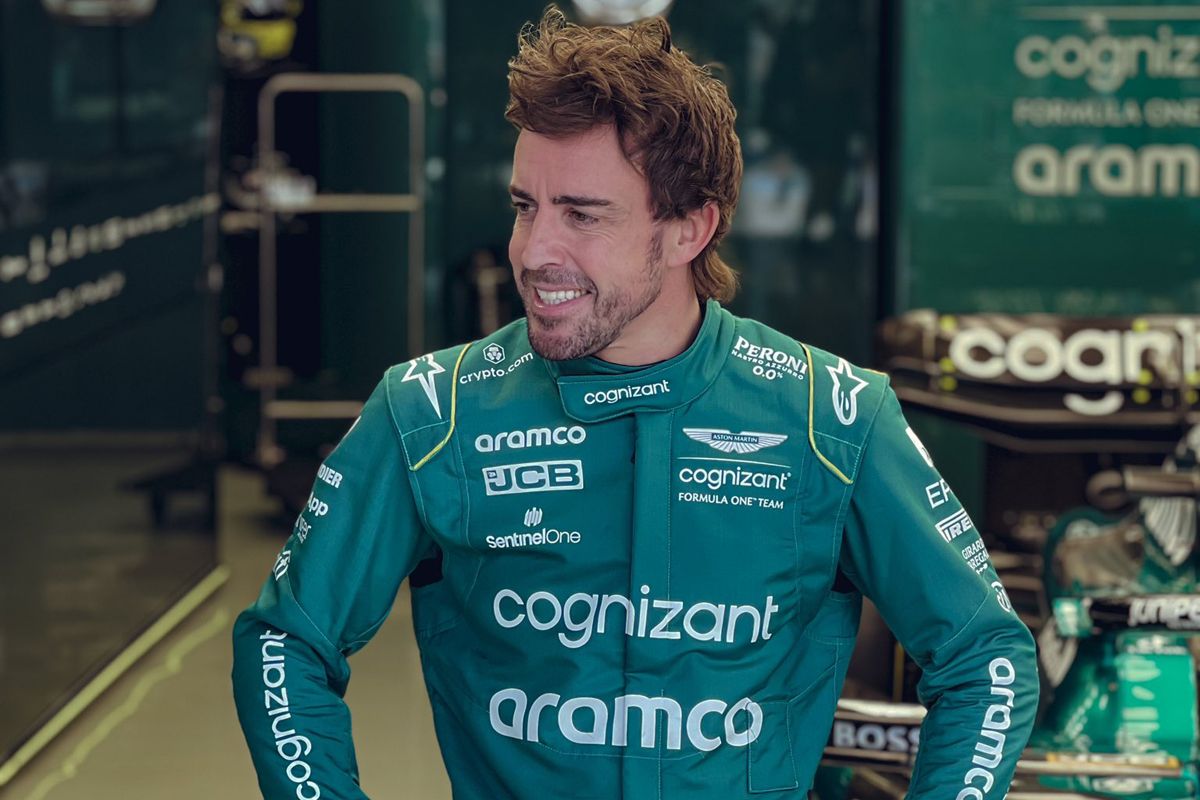 Fernando Alonso no deja nada al azar y da unas vueltas con el Aston Martin AMR23 en Bahréin